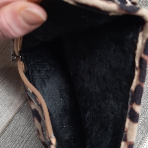 Leopard double strap grommet suede boot - Picture 11 of 11